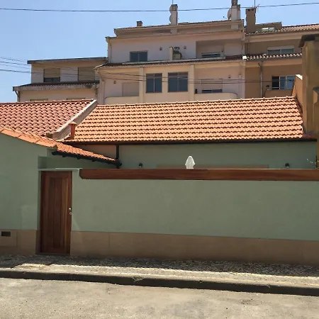 Salty House Фурадору